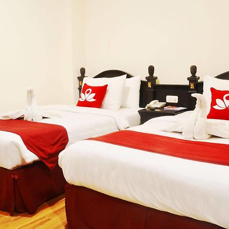Zen Rooms Sultan Iskandar Muda สุราบายา ภายนอก รูปภาพ